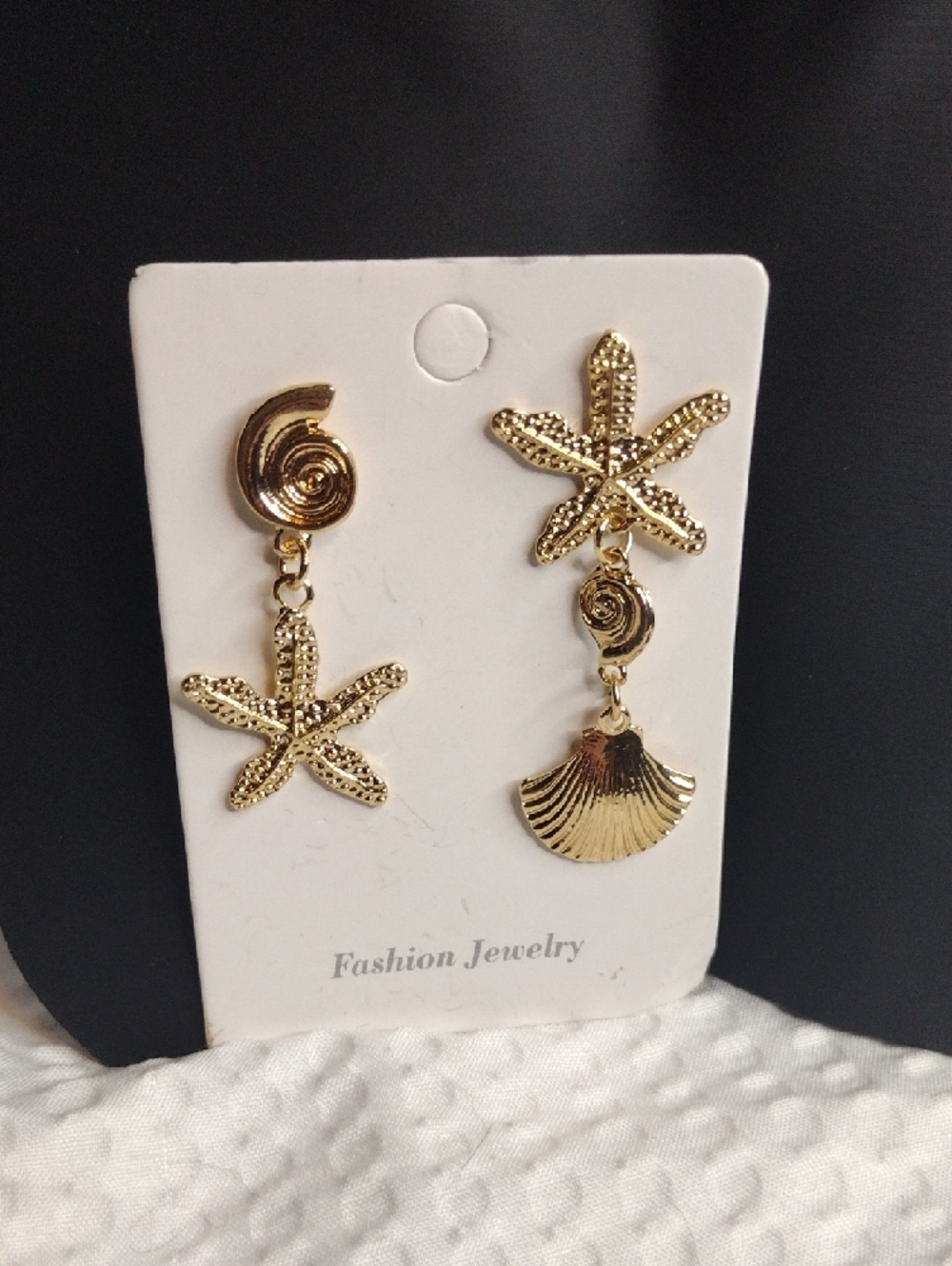 Gold Starfish & Shell Drop Earrings - Women Jewelry - Picture 4 of 5